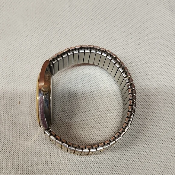 Gold and Silver Men's Watch - Picture 4 of 6